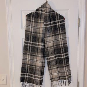 Foxford Gray Plaid Scarf